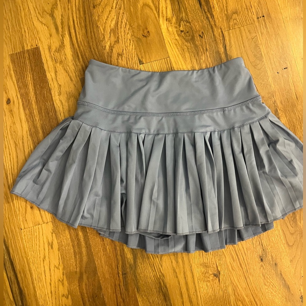 Gold hinge Skirt Size Small
